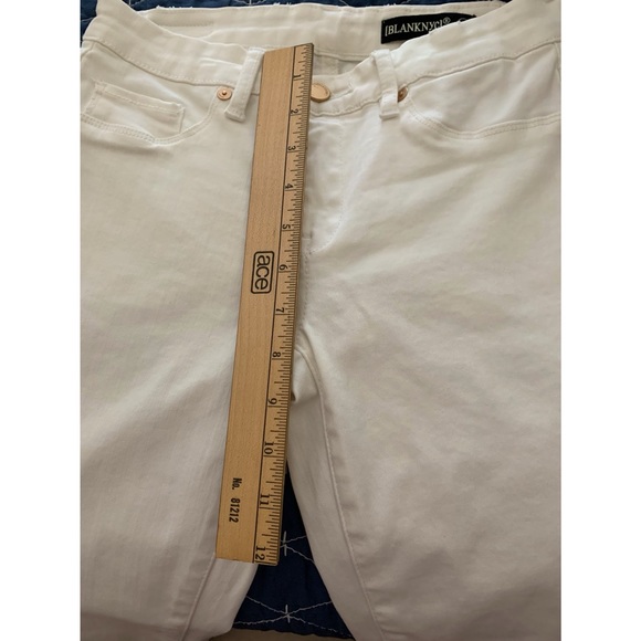 BLANK NYC Jeans in White w/ Bell Bottoms - Picture 9 of 9